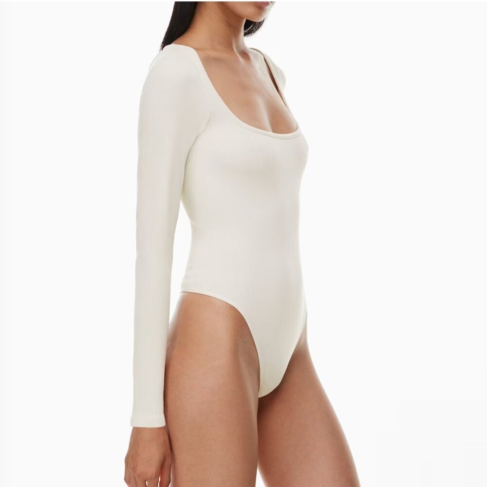 NWT Aritzia Sunday Best Seamless Ribbed Longsleeve Bodysuit | Size XXS